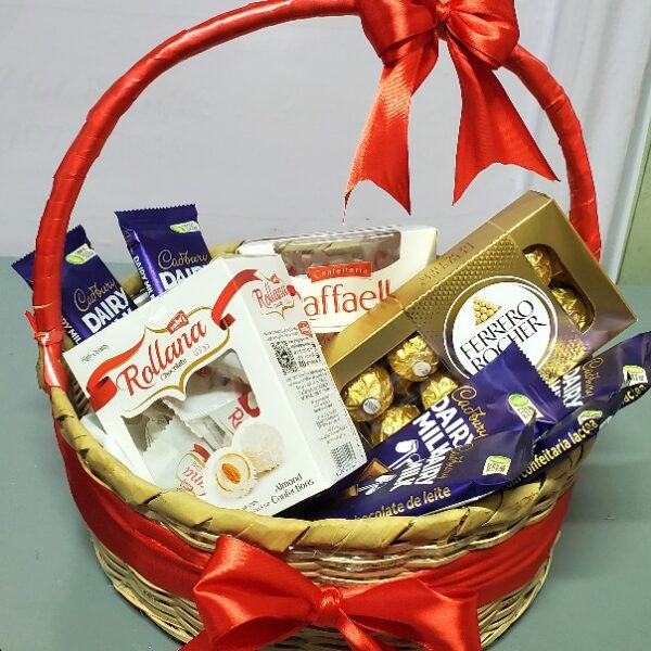 Sweet basket